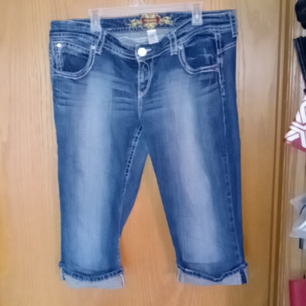 Maurices Capri Jean 18W